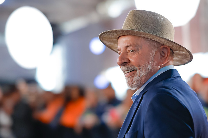Lula lidera cenários de 2026 na nova pesquisa AtlasIntel/Bloomberg